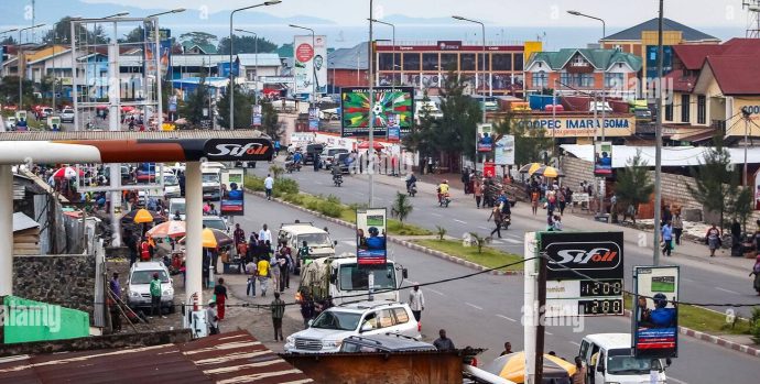 the-city-center-of-goma-democratic-republic-of-congo-includes-fuel-stations-for-gas-shops-markets-traffic-and-private-homes-2DAYRJ3