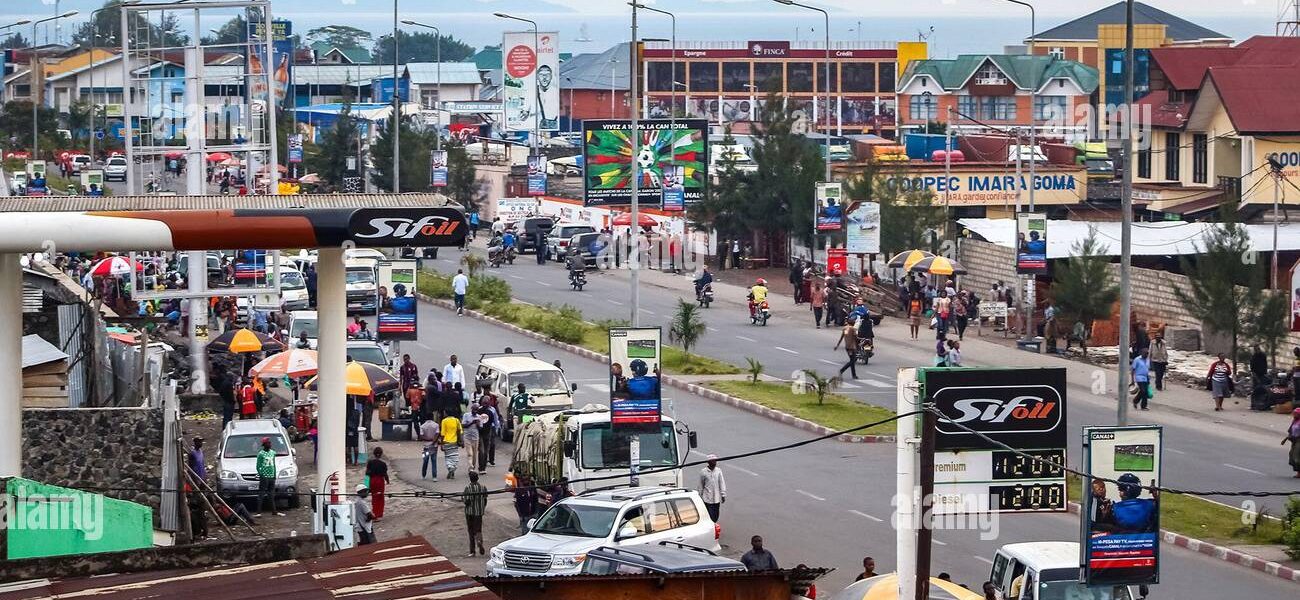 the-city-center-of-goma-democratic-republic-of-congo-includes-fuel-stations-for-gas-shops-markets-traffic-and-private-homes-2DAYRJ3