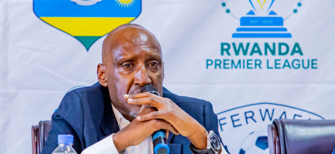 umunyamabanga_mukuru_wa_ferwafa_kalisa_adolphe_yahaye_ikaze_buri_wese_uzifuza_serivisi_mu_biro_bye