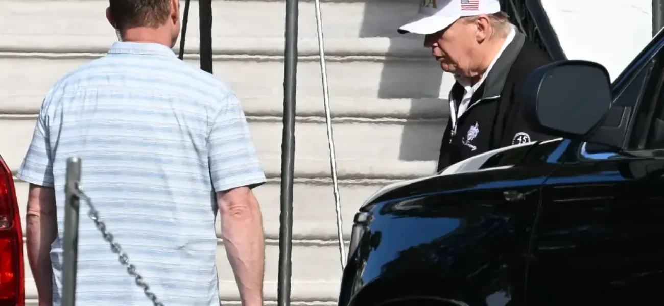 us-president-donald-trump-loads-110424092_1756671390